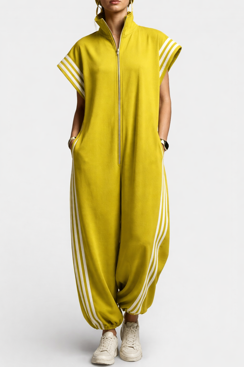 Valentina | Stilig ärmlös zip-neck jumpsuit