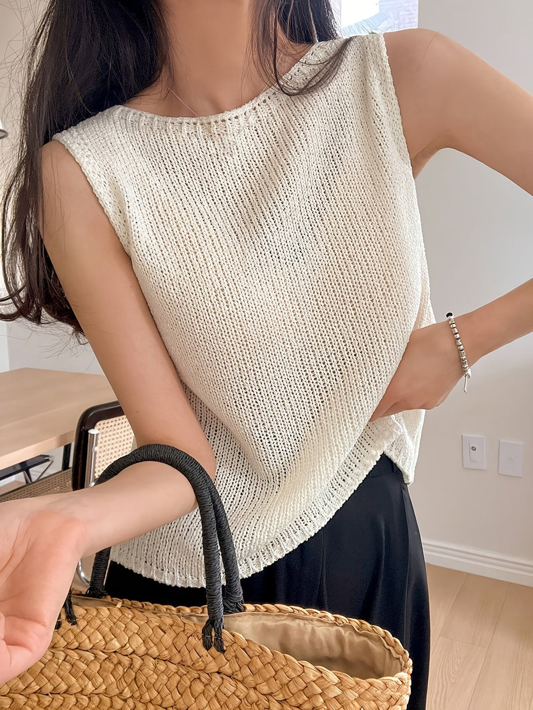 Nina | Avslappnad ärmlös topp