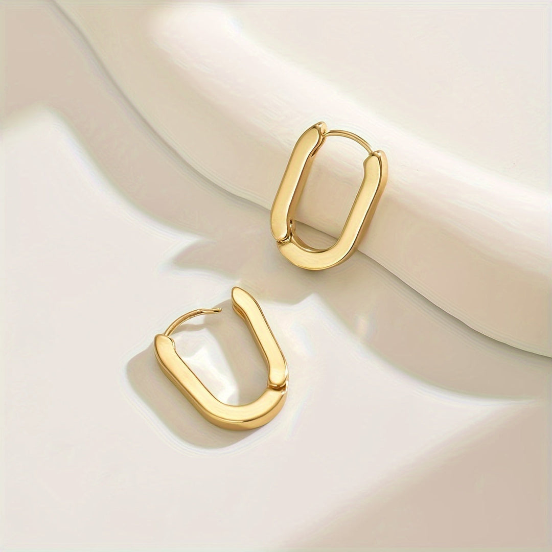 Wanda | Eleganta geometriska hoopsörhängen