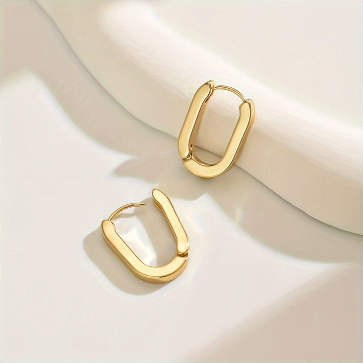 Wanda | Eleganta geometriska hoopsörhängen
