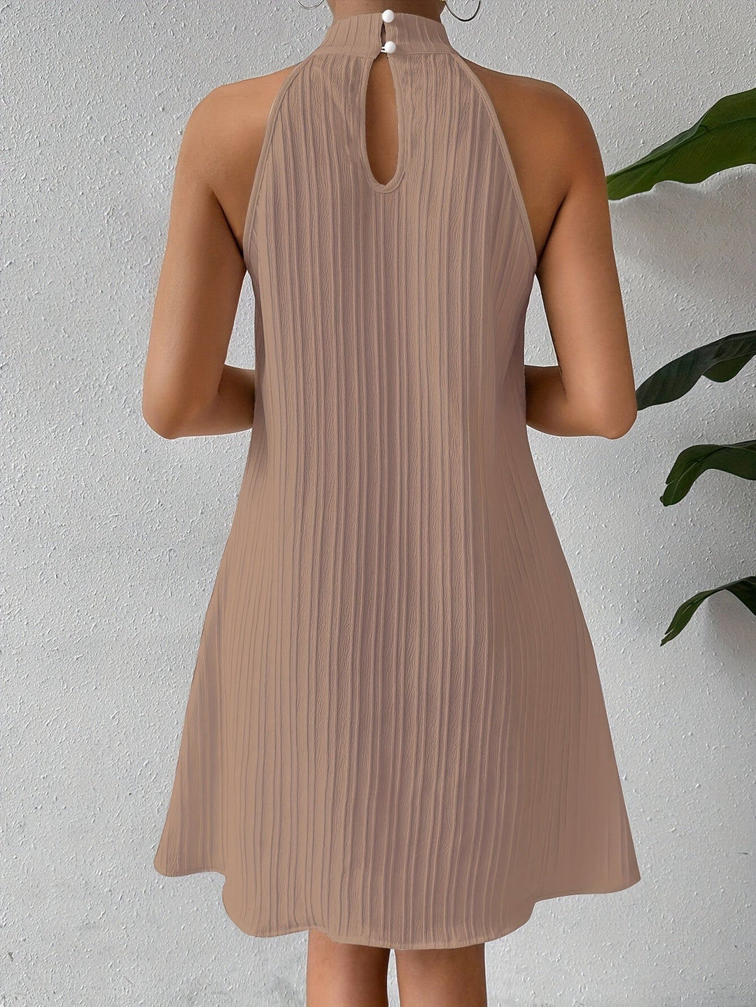 Talia | Texturerad Halterneck Mini Klänning