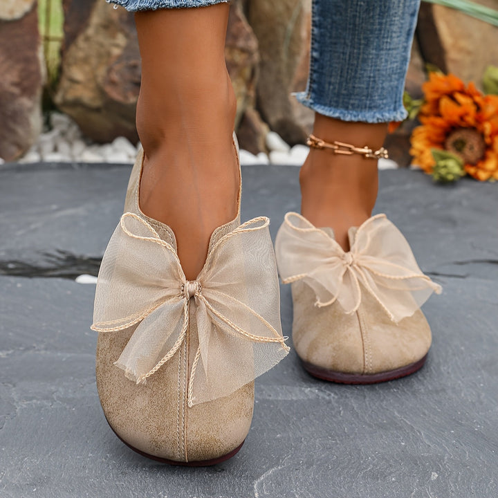 Cecilia | Båge-Accent Slip-On Flats