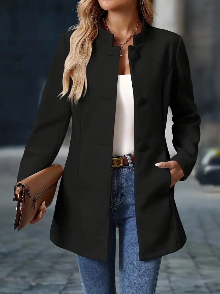 Juliette | Elegant Kappa med Ståkrage och Knappar