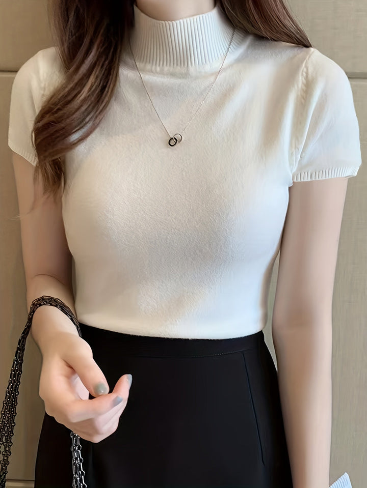 Della | Finstilt Mock-Neck Top