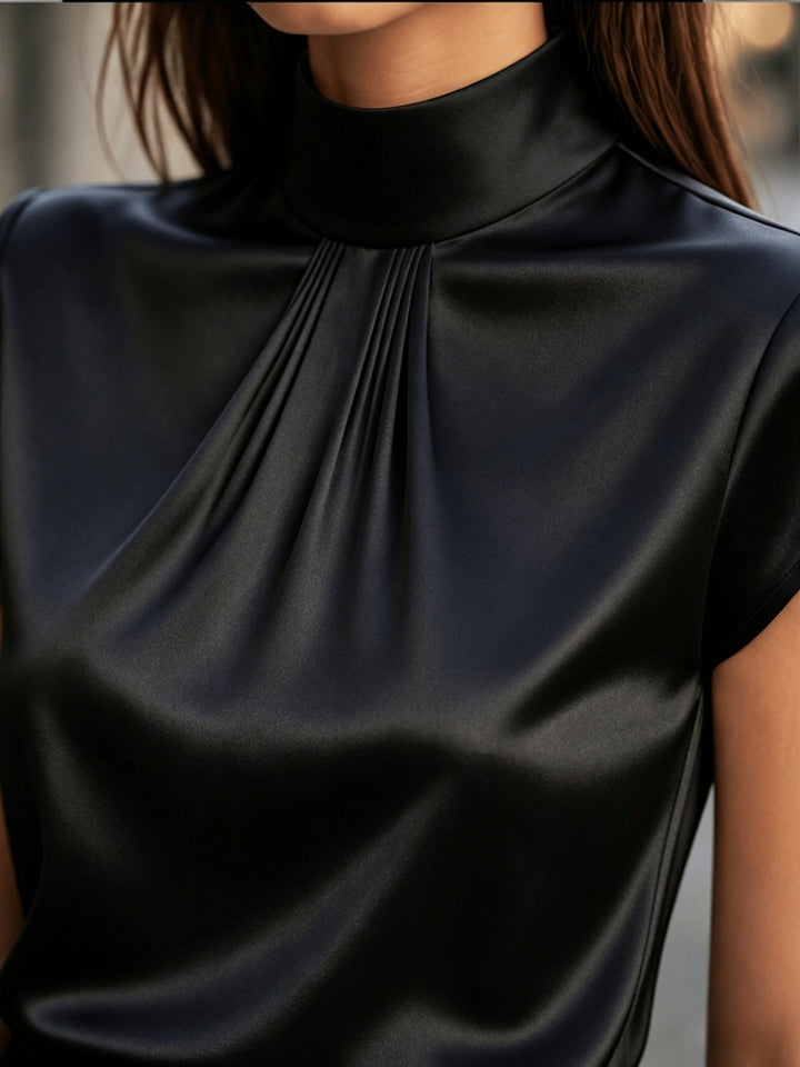 Lena | Plisserad Blus med Mock-Neck