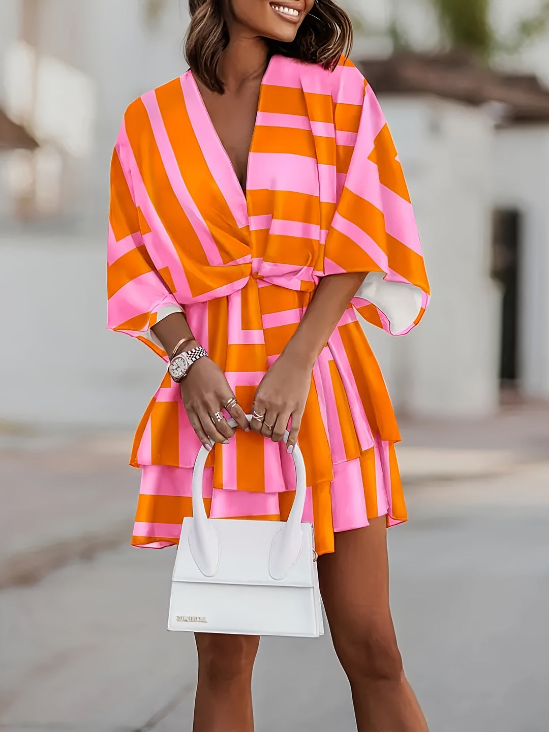 Rosanna | Flödande Batwing Wrap Klänning