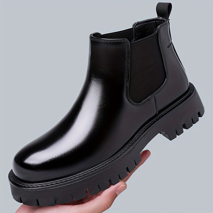Foster | Robust Chelsea Boots