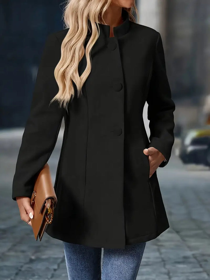 Juliette | Elegant Kappa med Ståkrage och Knappar