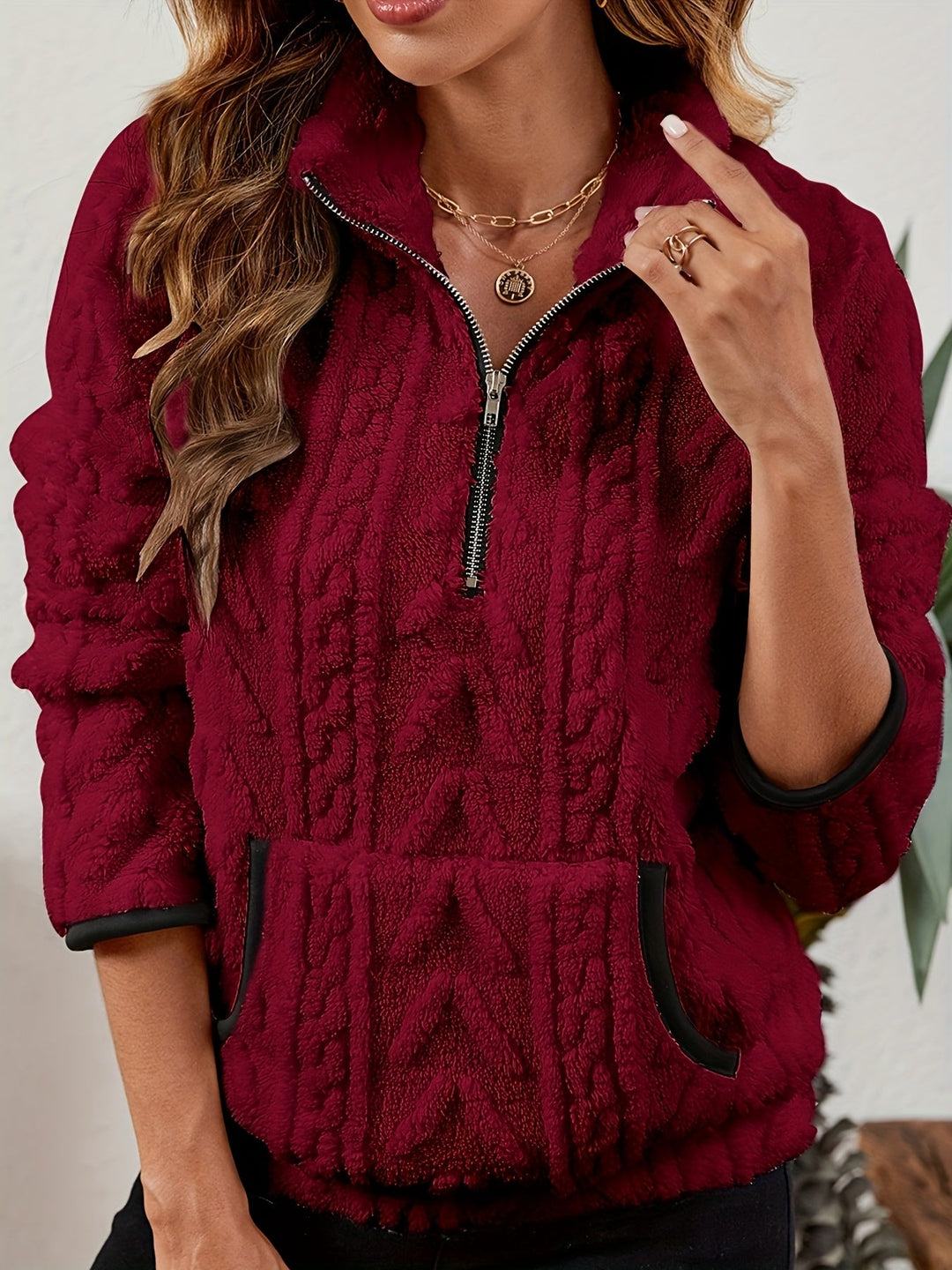 Delilah | Mysig Halvdragkedja Pullover