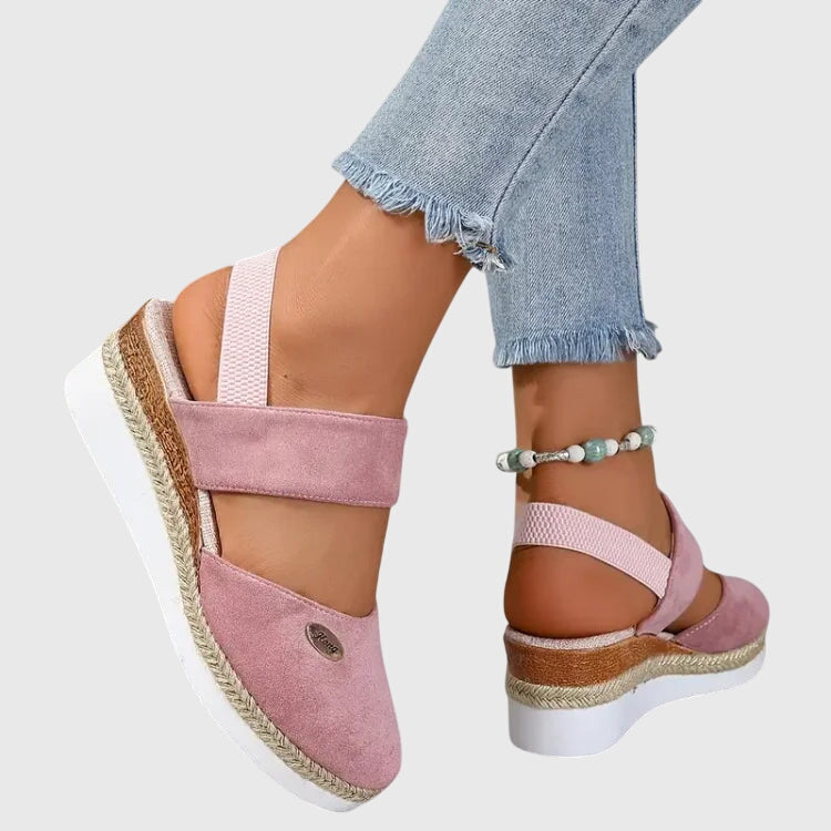 Ruth | Dämpade Kilklack Sandaler