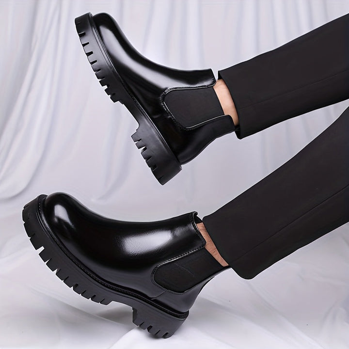 Foster | Robust Chelsea Boots