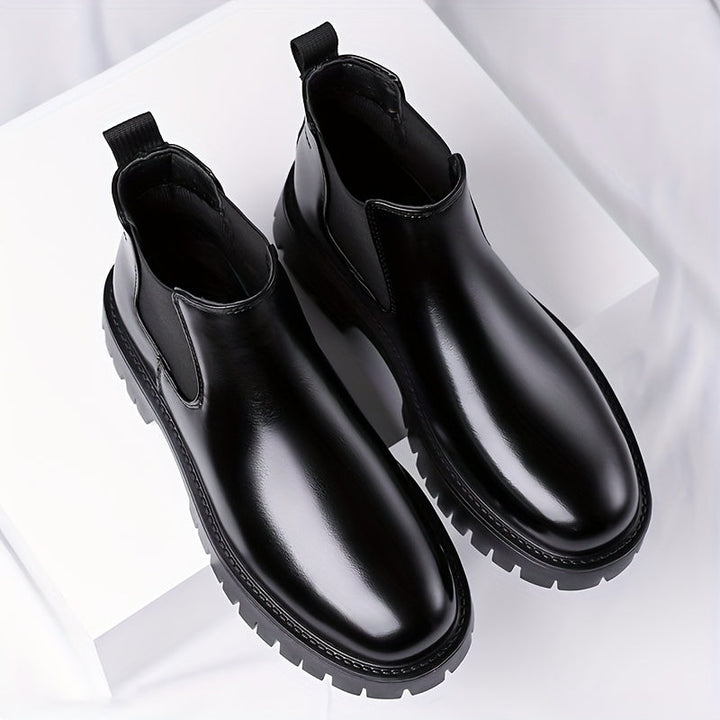 Foster | Robust Chelsea Boots