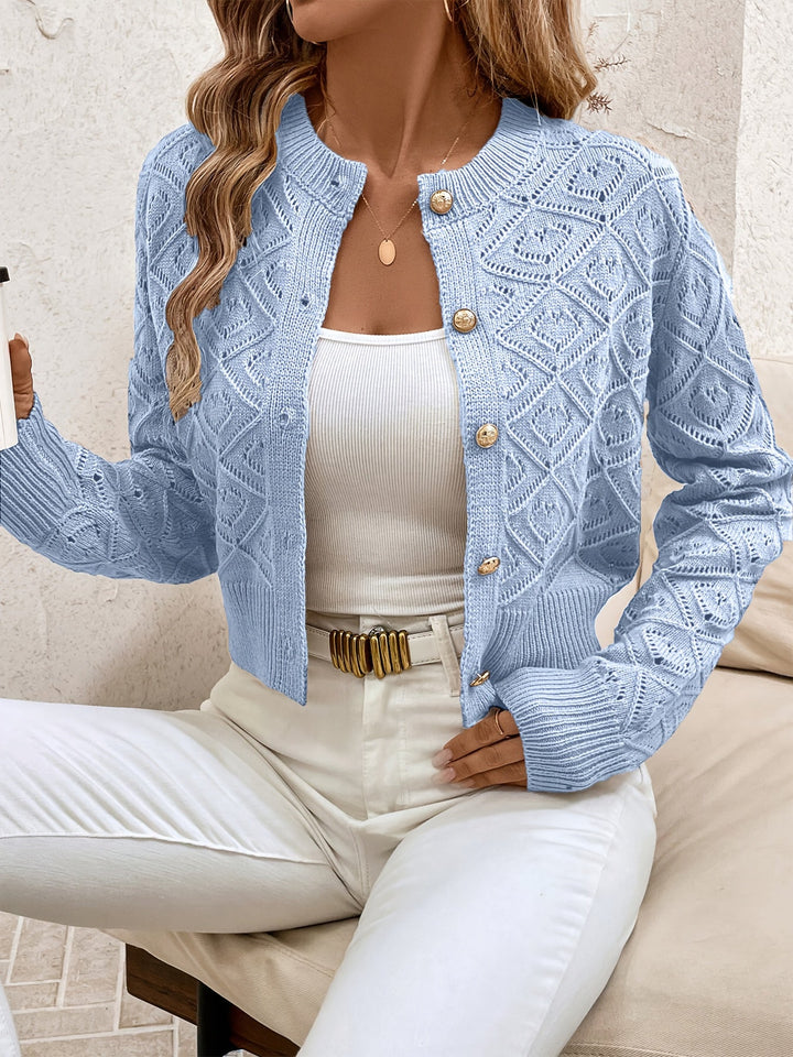 Della | Texturerad Knapp-Front Cardigan