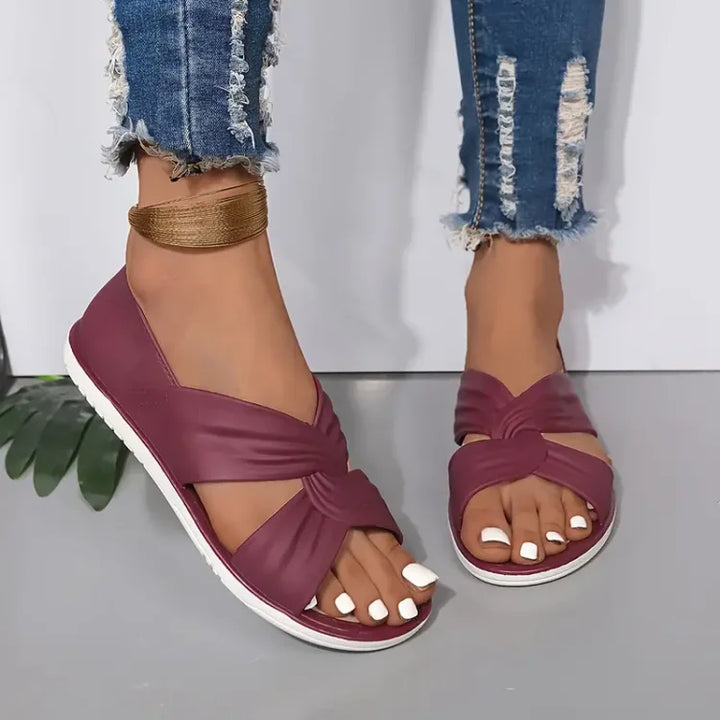 Elena | Dämpade Sandaler med Korsade Remmar