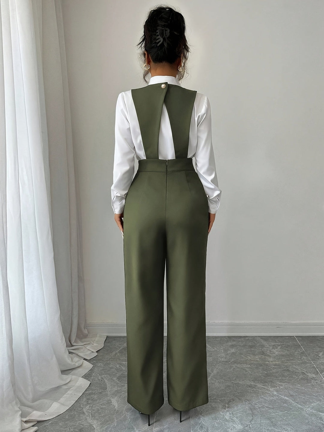 Coralie | Skräddarsydd Byxdress med Vida Ben
