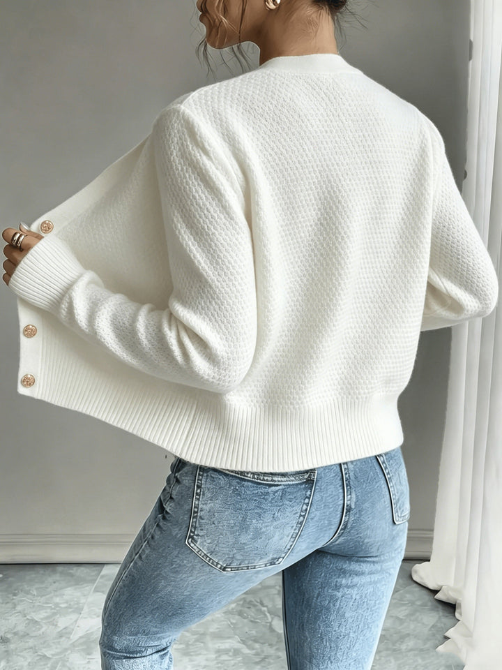Eleanora | Kabelstickad Knäpp-Front Cardigan