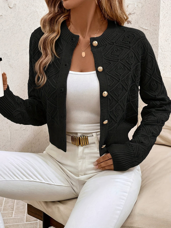Della | Texturerad Knapp-Front Cardigan