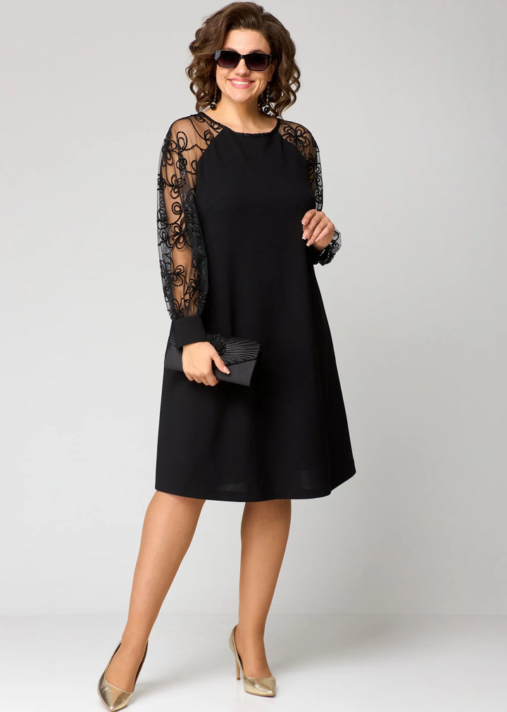Edith | Elegant Blommig Ärmlös Spetsklänning