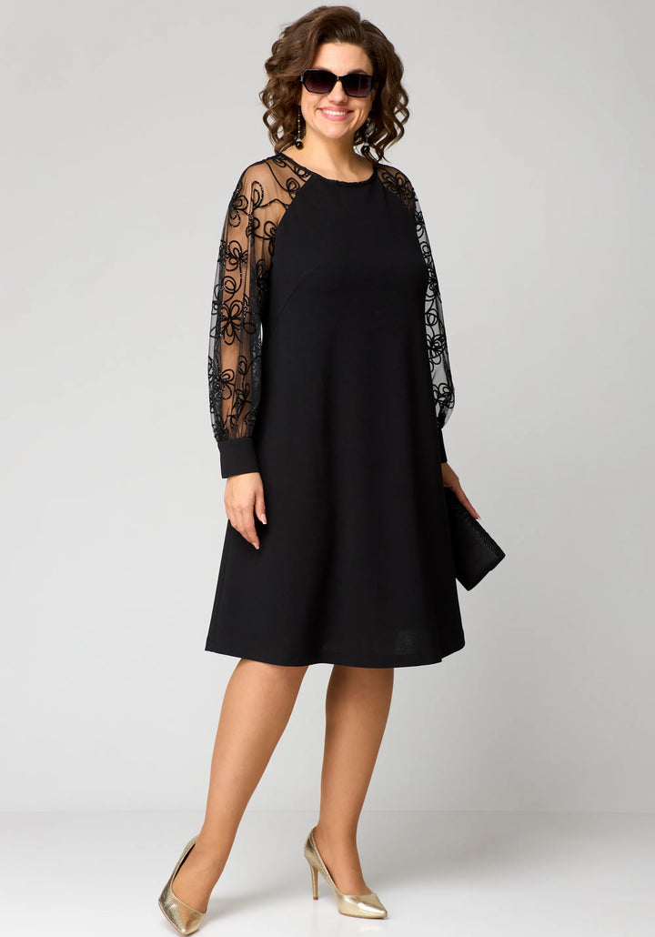 Edith | Elegant Blommig Ärmlös Spetsklänning