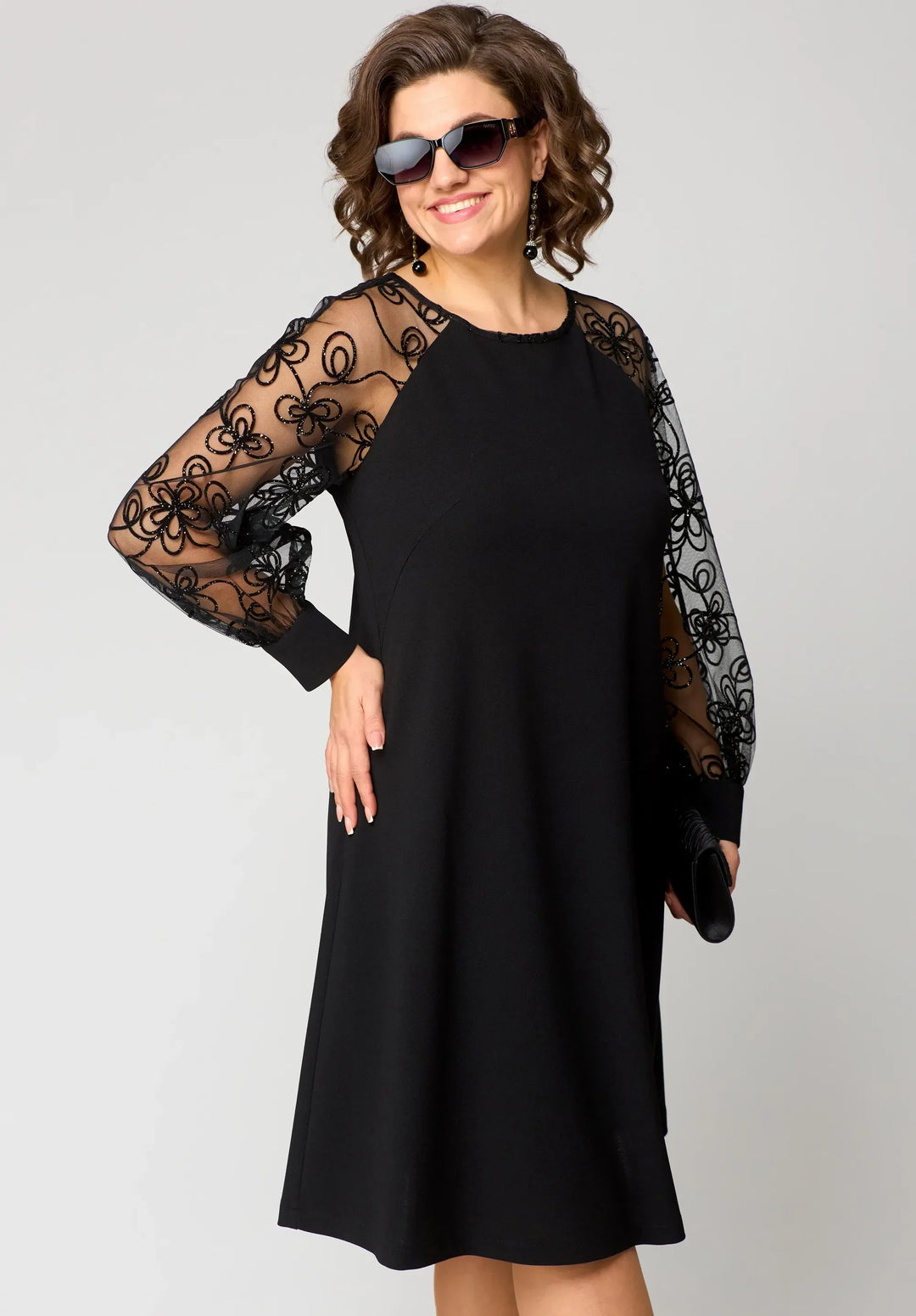 Edith | Elegant Blommig Ärmlös Spetsklänning