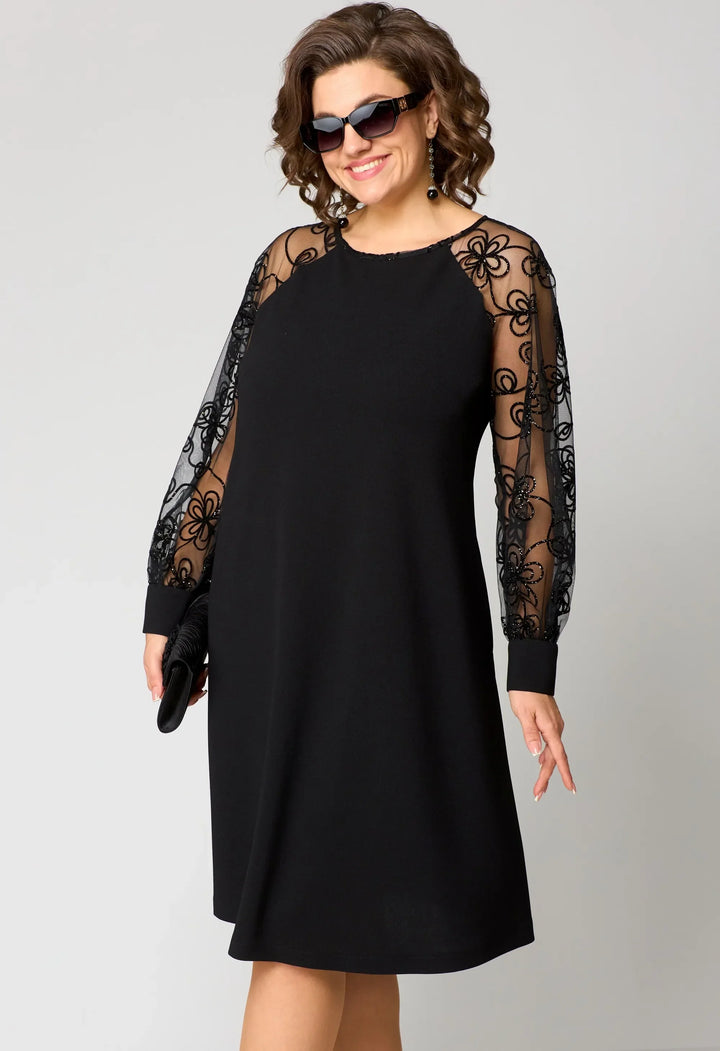 Edith | Elegant Blommig Ärmlös Spetsklänning