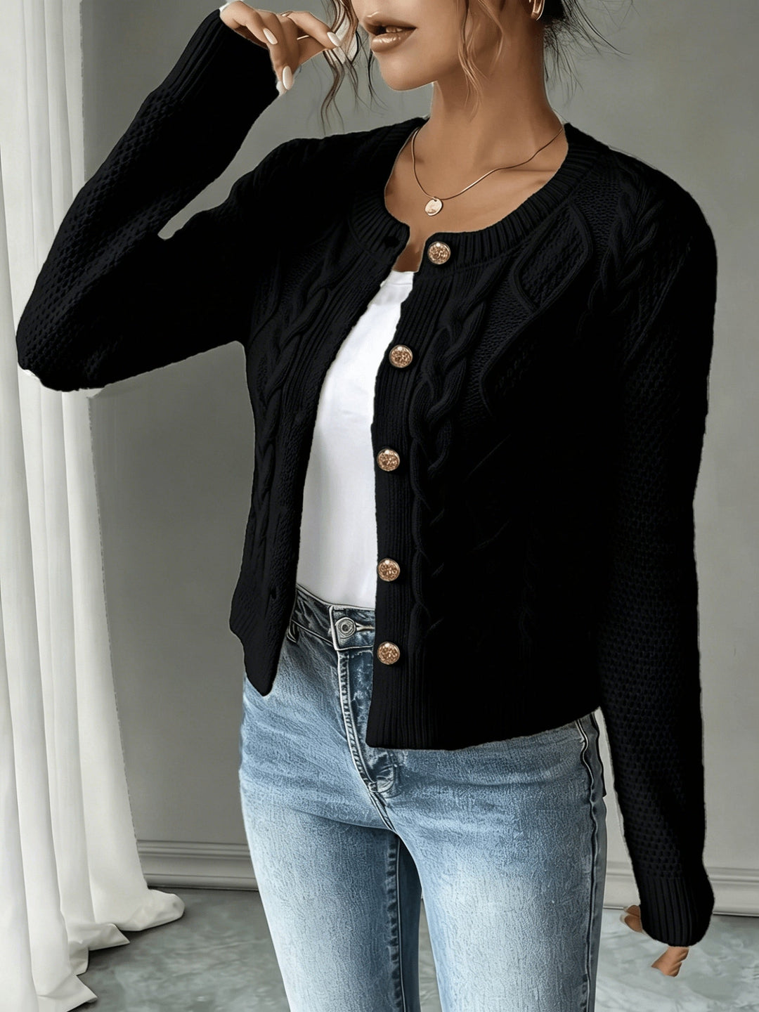 Eleanora | Kabelstickad Knäpp-Front Cardigan