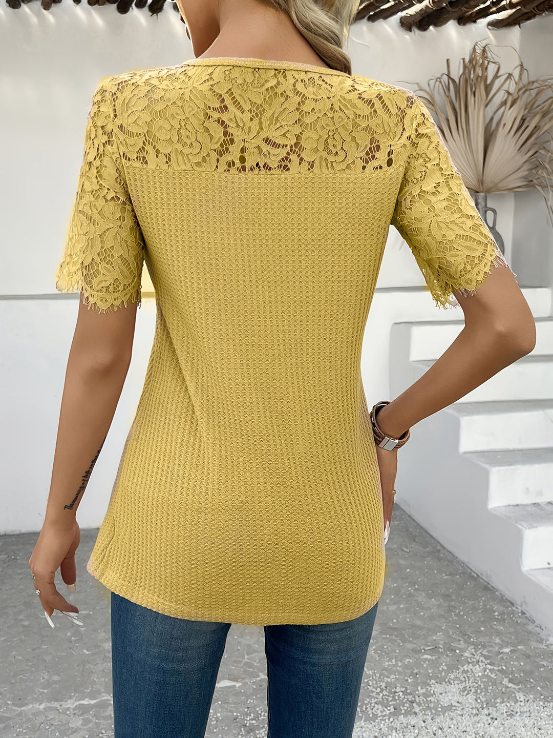 Delphine | Blus med spetsdetaljer