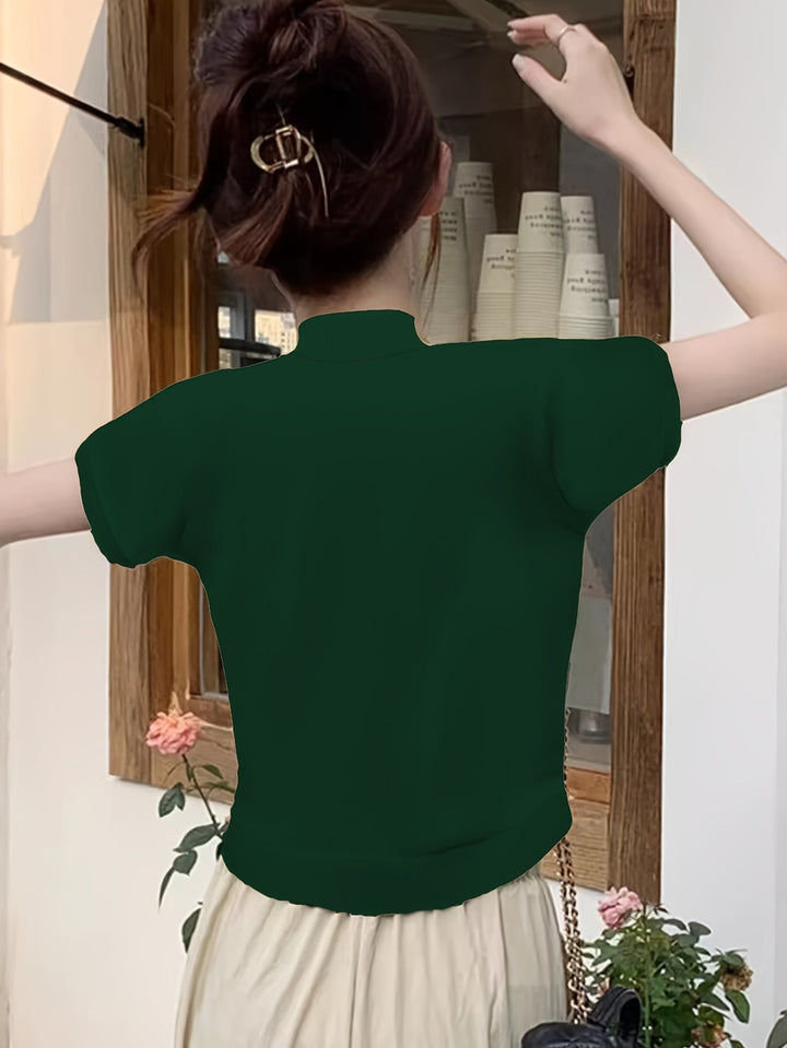 Della | Finstilt Mock-Neck Top