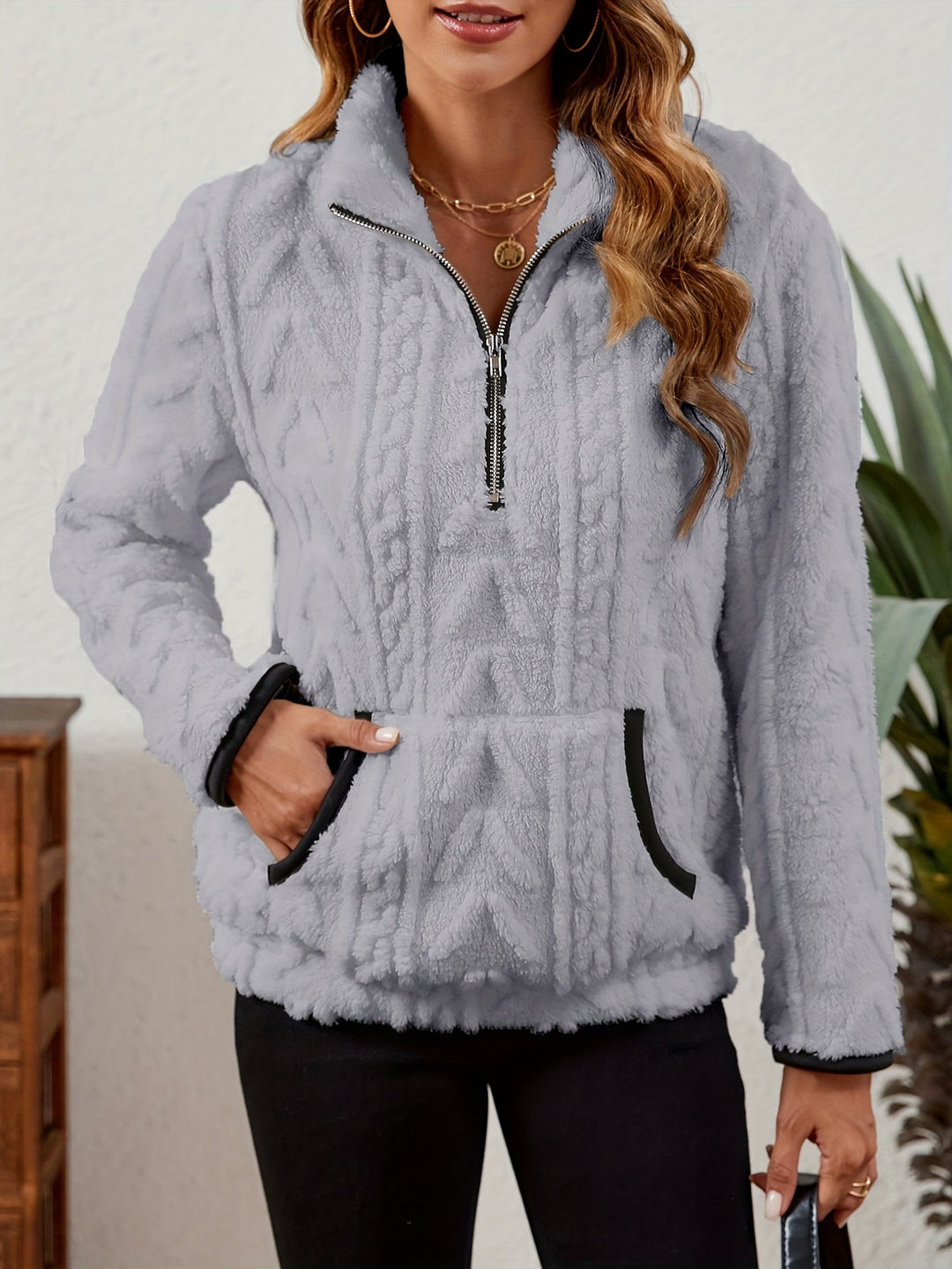 Delilah | Mysig Halvdragkedja Pullover