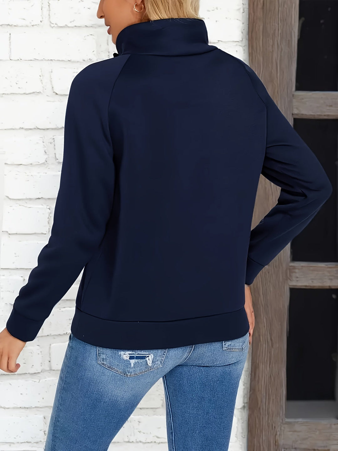 Kirsten | Sweatshirt med ståkrage och knappar