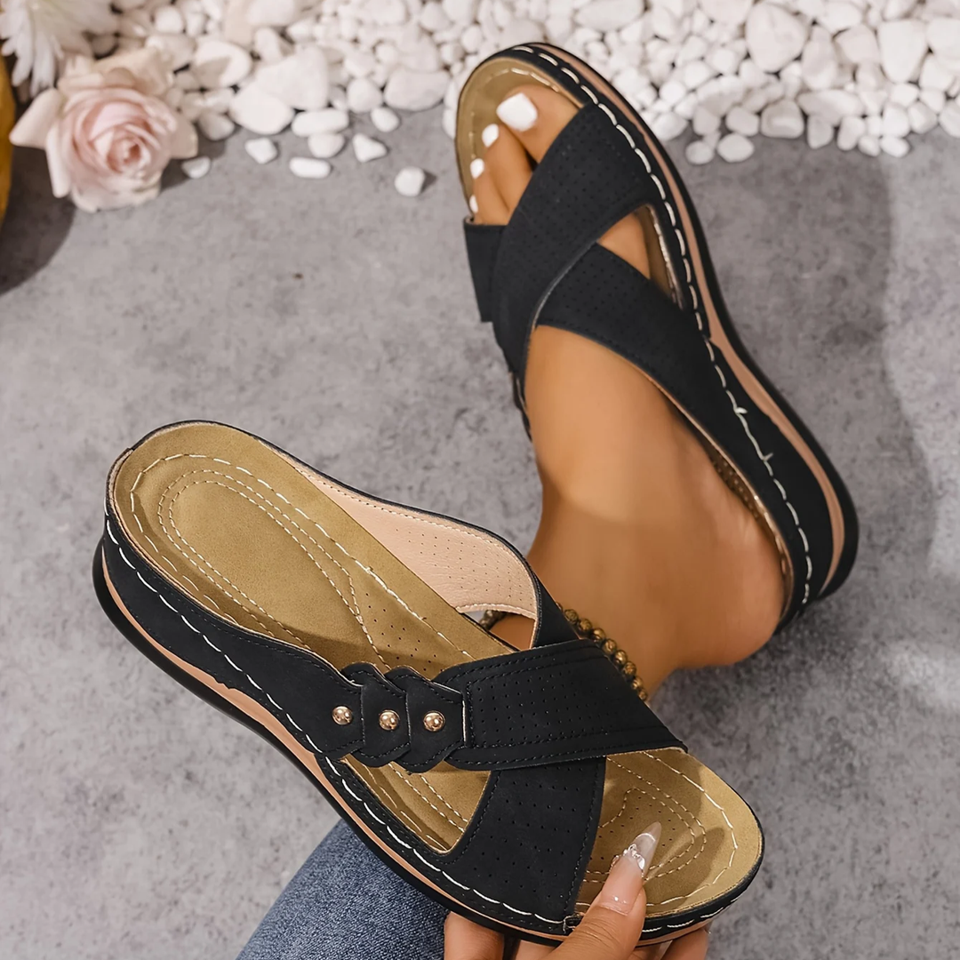 Charlotte | Premium Ortopedisk Kil Sandal