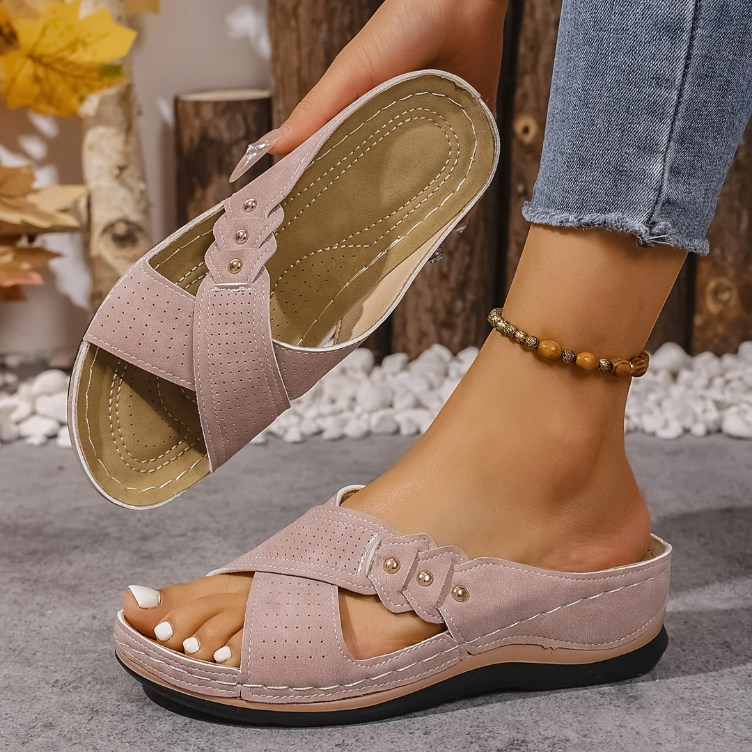 Charlotte | Premium Ortopedisk Kil Sandal