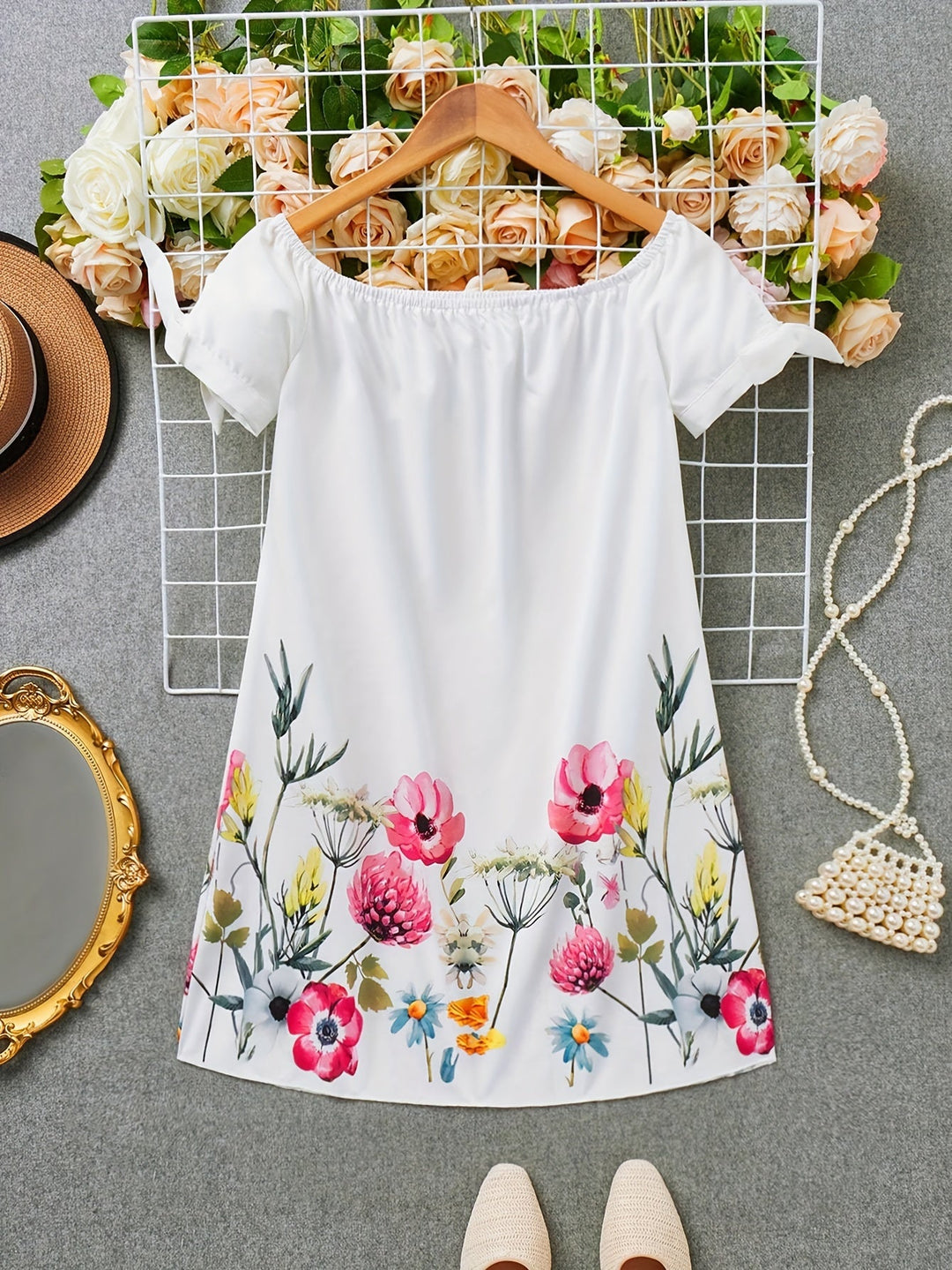 Gemma | Off-Shoulder Blommig Klänning med Slips