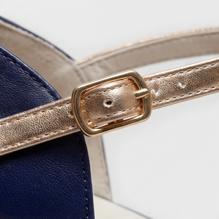 Veronica | Klassisk T-Strap Stängd Tå Klack