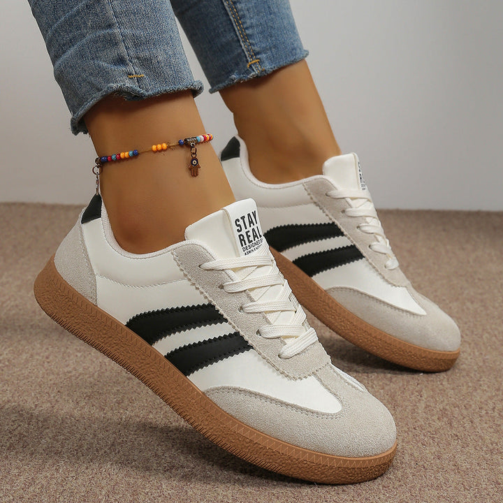 Josie | Klassiska Court Sneakers