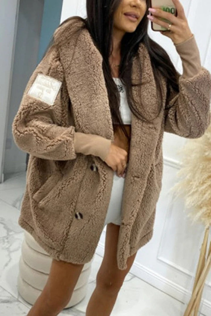 Dam Oversized Teddyjacka med Fickor och Knappdetaljer