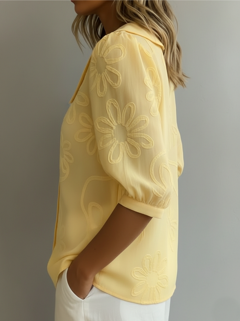 Alyssa | Stilig Broderad Blomblus