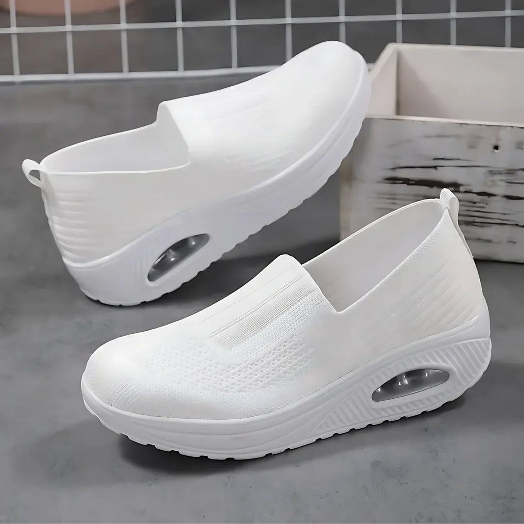 Carmen | Dämpade Slip-On Sneakers