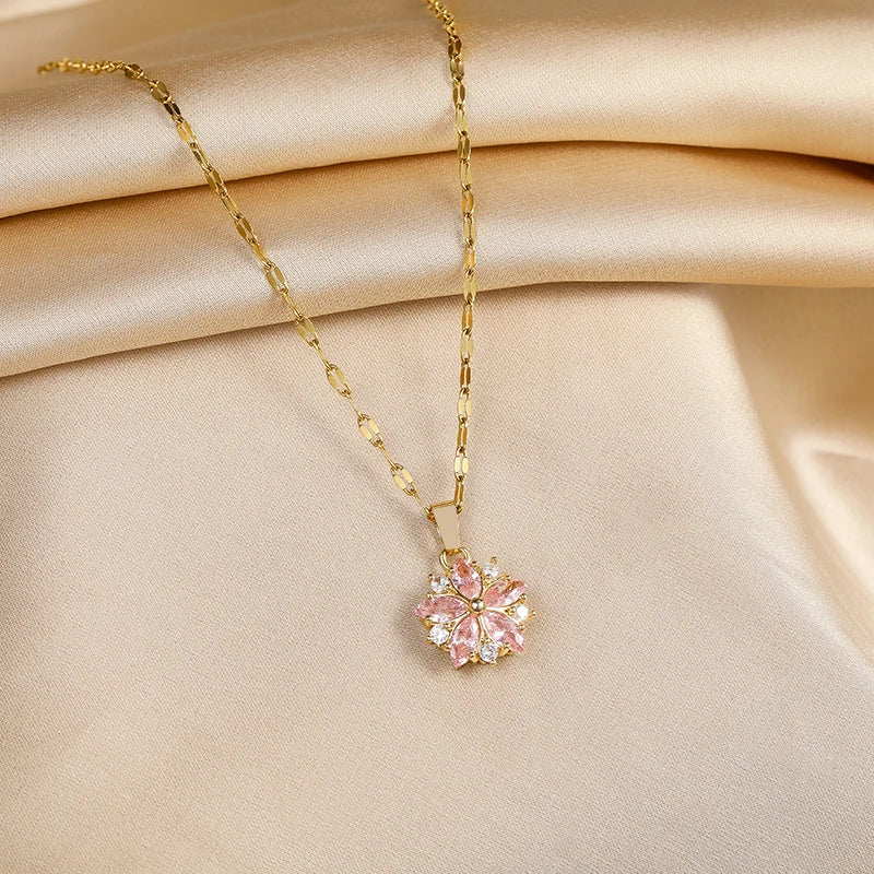 Sandra | Elegant Sakura Ros Halsband