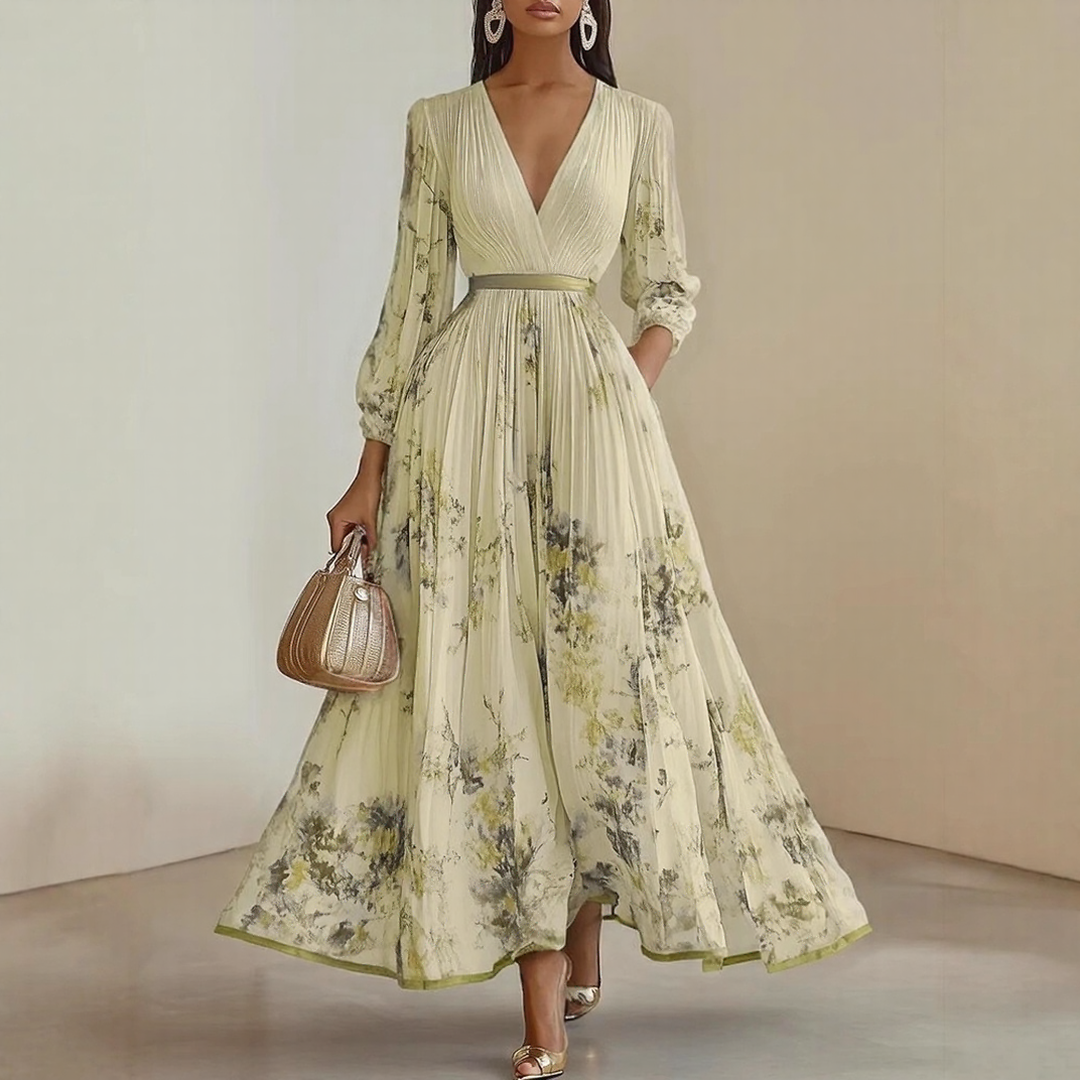 Alexia | Elegant Plisserad Maxi V-ringad Klänning