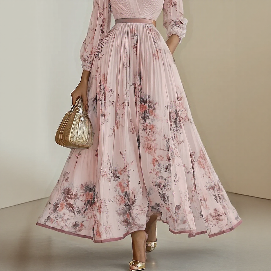Alexia | Elegant Plisserad Maxi V-ringad Klänning
