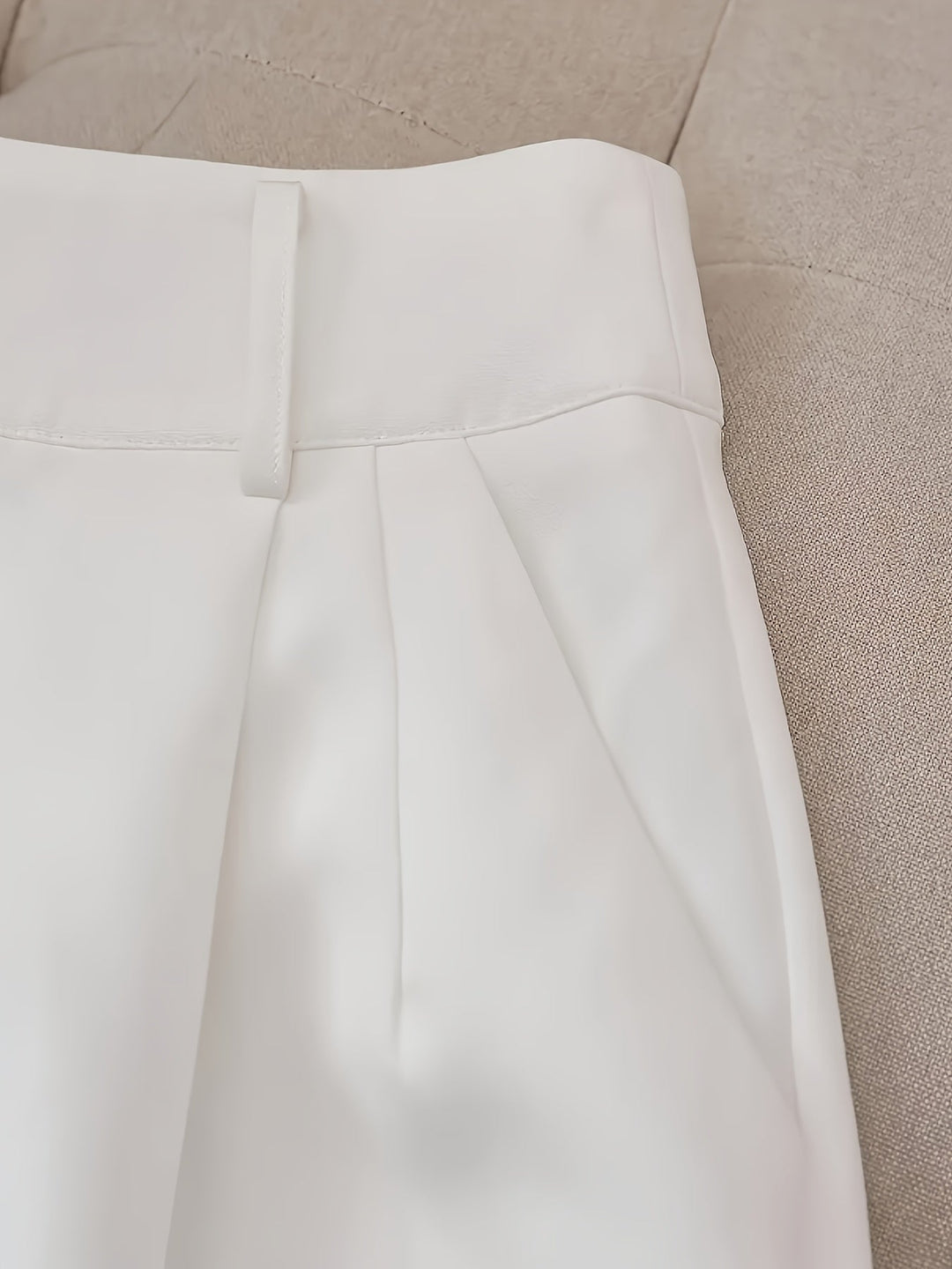 Blythe | Skräddarsydda Högmidjade Shorts med Bälte