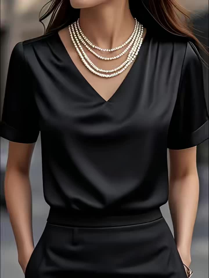 Estelle | Draperad V-ringad Blus
