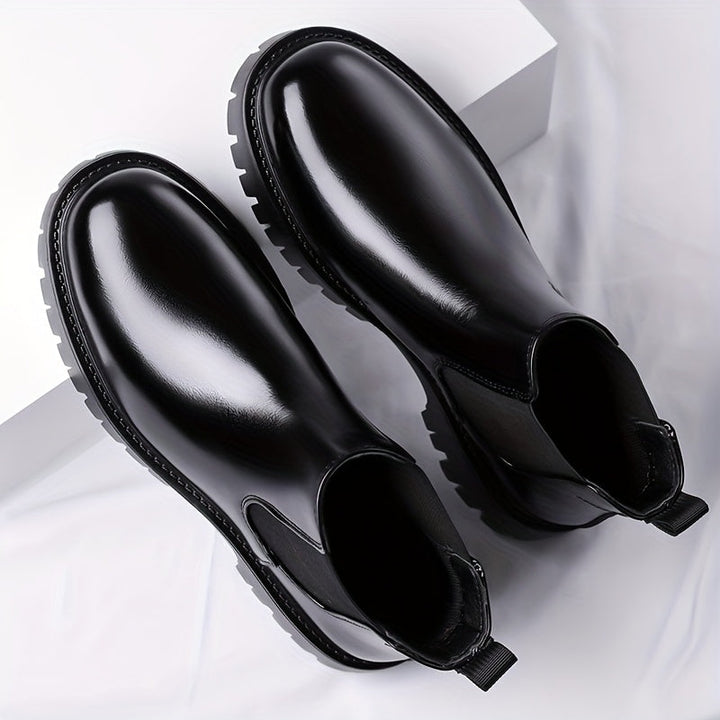 Foster | Robust Chelsea Boots