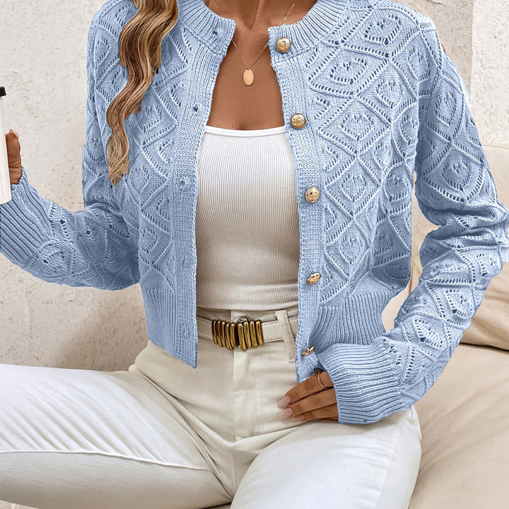Della | Texturerad Knapp-Front Cardigan