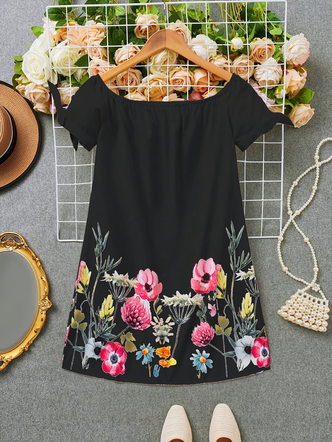 Gemma | Off-Shoulder Blommig Klänning med Slips