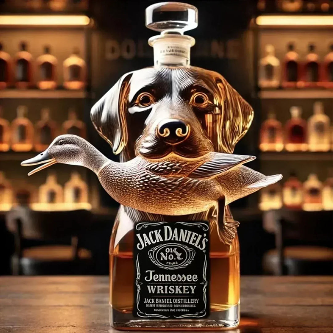 Troy | Whiskeyflaska Villand Design