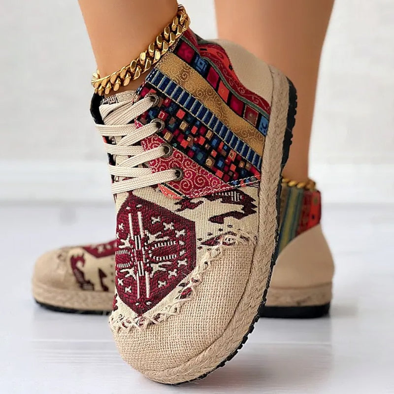 Talia | Boho Mönstrade Hög-Top Sneakers
