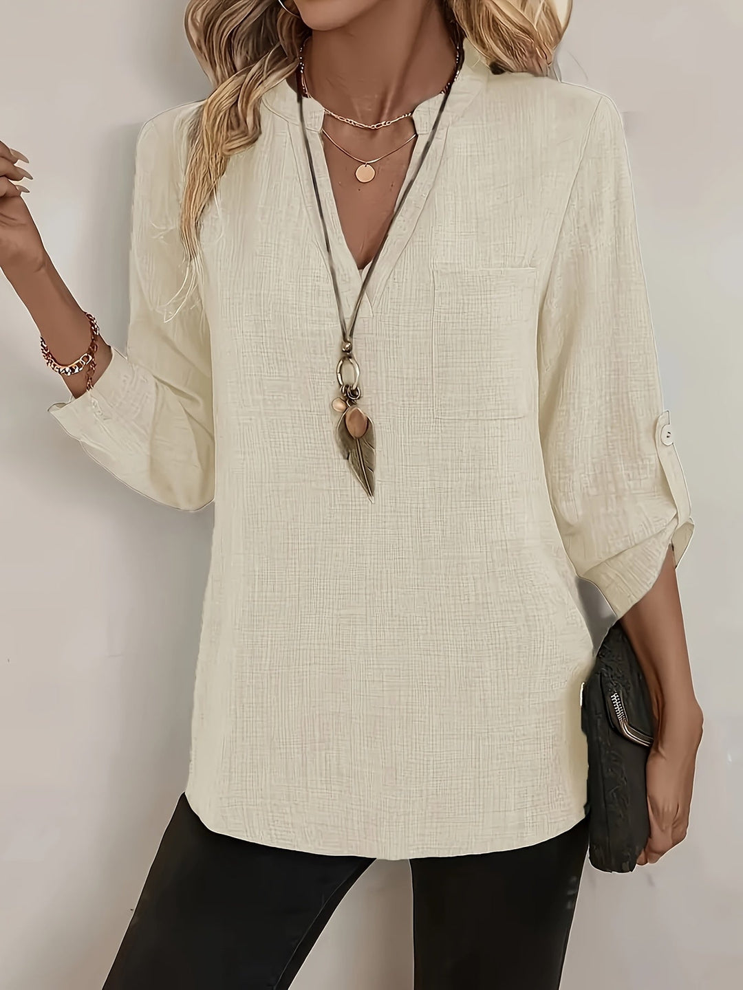 Ophelia | Avslappnad V-ringad Blus