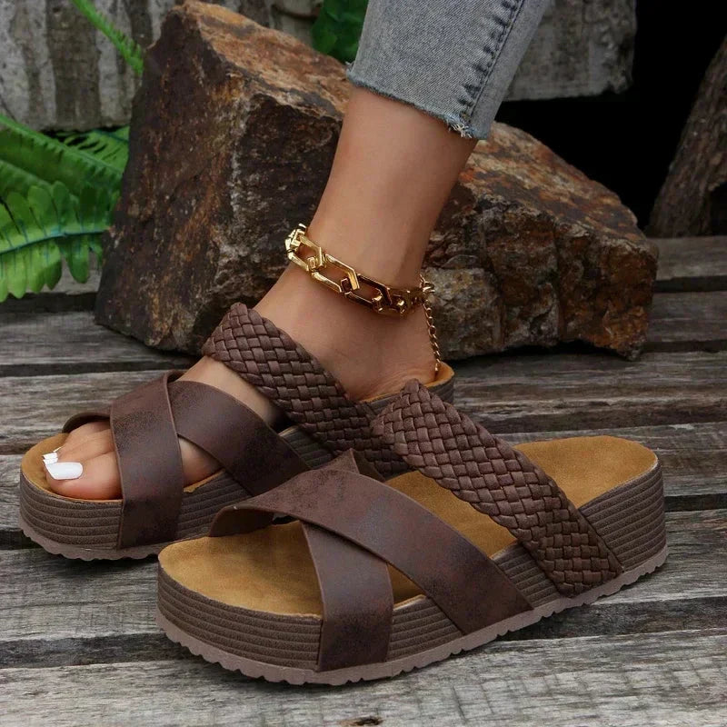 Sophia | Bekväm Ortopedisk Flätad Sandal